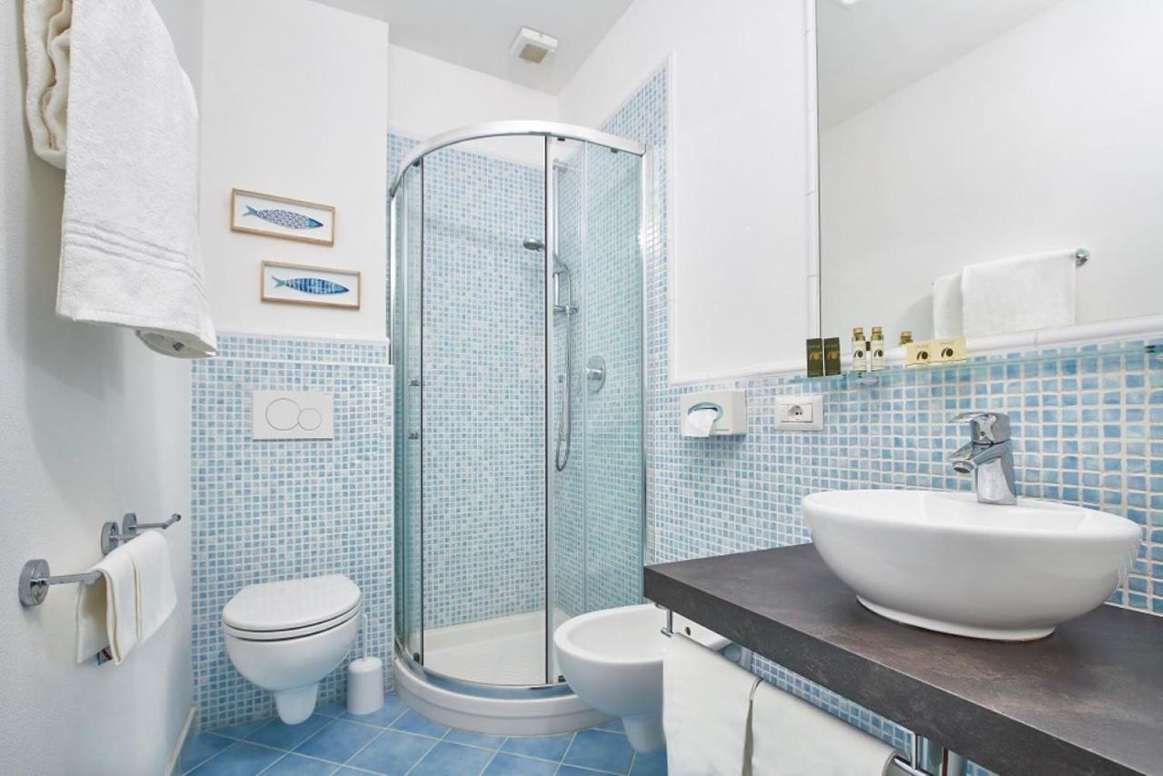 Hotel Antares Каполівері Екстер'єр фото